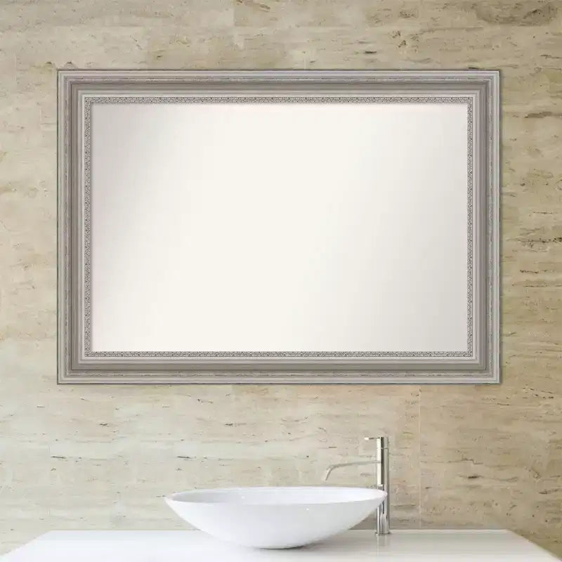 Miroir mural de salle de bain 42" x 30" sans biseau en argent - Amanti Art : Rectangle moderne, cadre en polystyrène