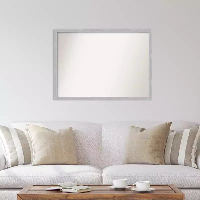 Miroir mural étroit Grace 40 po x 29 po, non biseauté, en nickel brossé - Amanti Art : Rectangle moderne, cadre en polystyrène