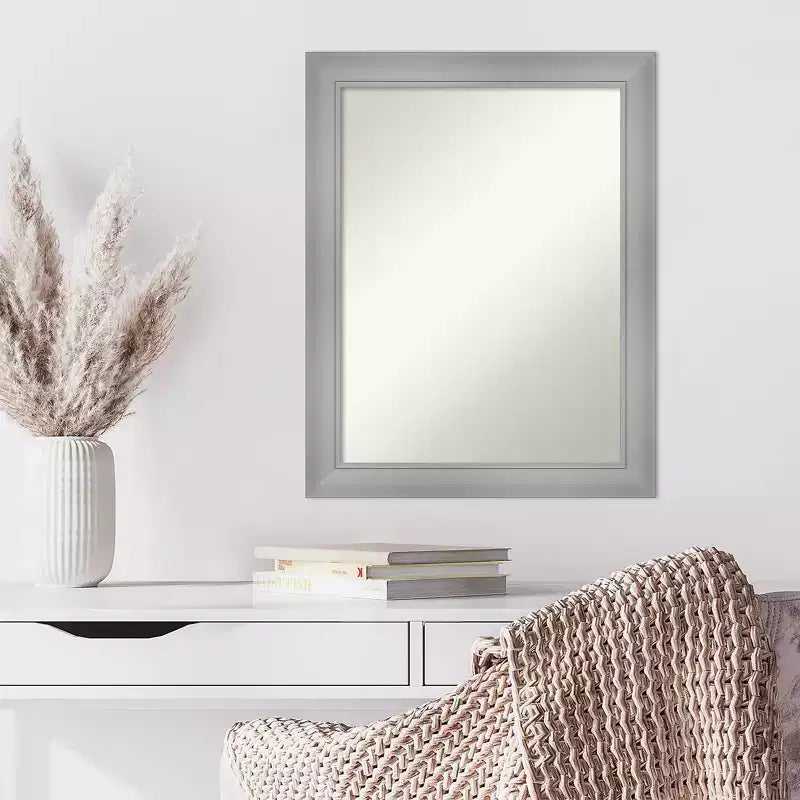 Miroir mural Flair nickel poli 22 po x 28 po sans biseau - Amanti Art : Rectangle, style moderne, matériel de montage inclus