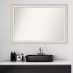 Miroir mural de salle de bain Trio blanc délavé argenté de 41" x 29" sans biseau - Amanti Art