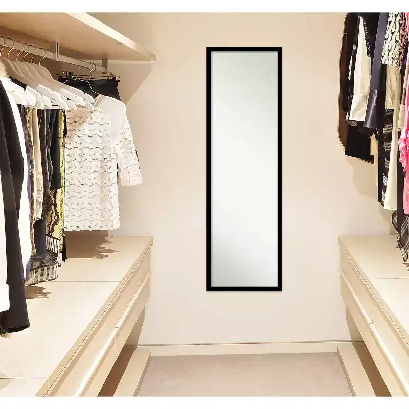 Miroir pleine longueur noir de jais, non biseauté, 16" x 50", à suspendre à la porte - Amanti Art : Fixation murale, cadre en polystyrène, quincaillerie incluse