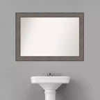 Miroir mural de salle de bain en bois de grange rustique, non biseauté, 41 po x 29 po, marron – Amanti Art