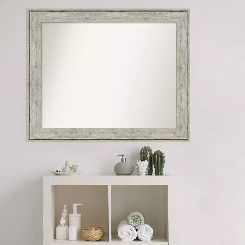Miroir mural de salle de bain craquelé non biseauté argent métallique 33" x 27" - Amanti Art : Rectangulaire, cadre en polystyrène, fixation murale
