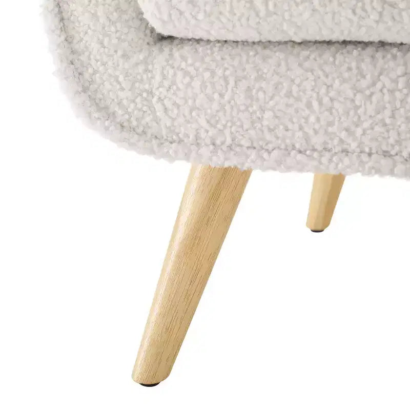 Chaise treillis Hadden Mid-Century Modern pour enfant - Rembourrage en peau de mouton blanche et pieds en bois naturel - Powell