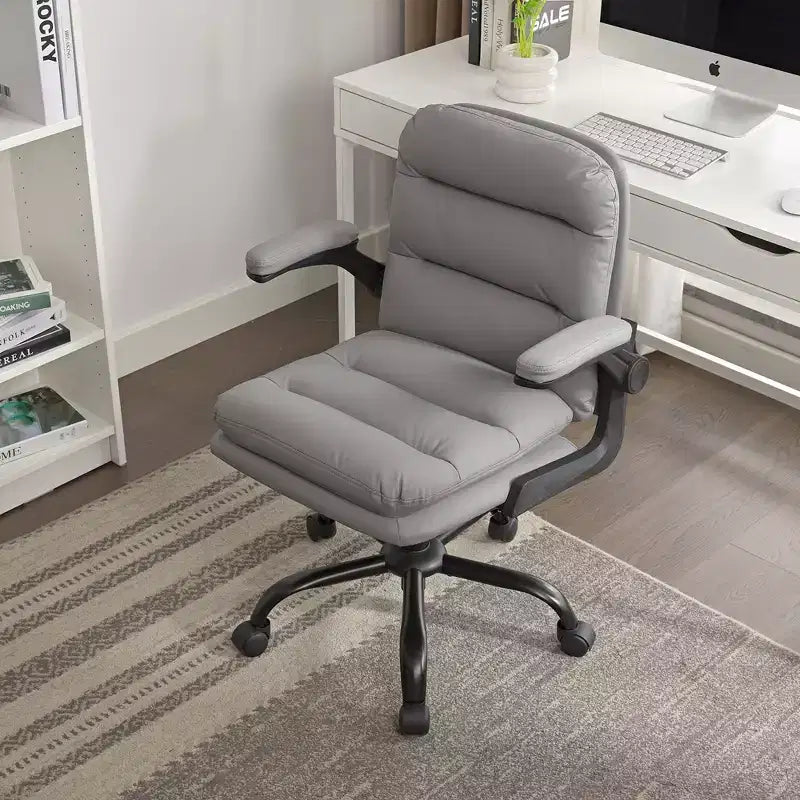 Chaise de bureau VECELO dossier haut en cuir PU, rembourrée, pivotante, avec accoudoirs relevables et hauteur réglable Blanc/Gris