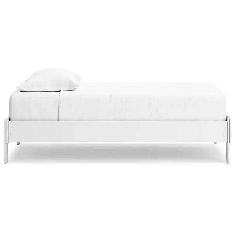 Lit plateforme Hallityn de Signature Design by Ashley, fini blanc mat
