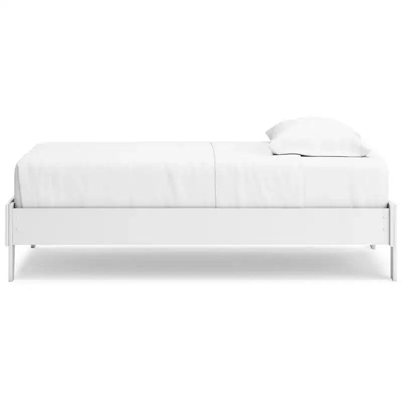 Lit plateforme Hallityn de Signature Design by Ashley, fini blanc mat