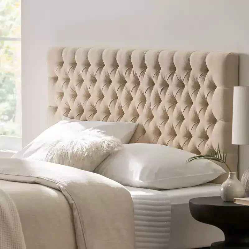 Tête de lit capitonnée réglable pour grand lit GDFStudio Brunet Contemporary