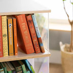 EdQ Présentoir rotatif grand format blanc : Étagère à livres à 3 niveaux pour le rangement en classe, Organisateur de livres avec étagères en acrylique pour l'organisation de l'école à la maison