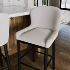 Tabouret de bar Gia Maven Lane avec revêtement en tissu 31