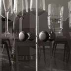 Famapy Vitrine en verre trempé 31,5x65 avec lumières à capteur de mouvement, armoire de rangement noire à 4 portes, grande vitrine, bibliothèque, buffet, garde-manger