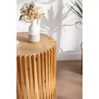 Tables basses et d'appoint cylindriques Okak au design texturé en forme de tonneau Styles Mid-Century Modern, Industriel, Brutaliste 16 ou 24H (Lot de 1 ou 2)
