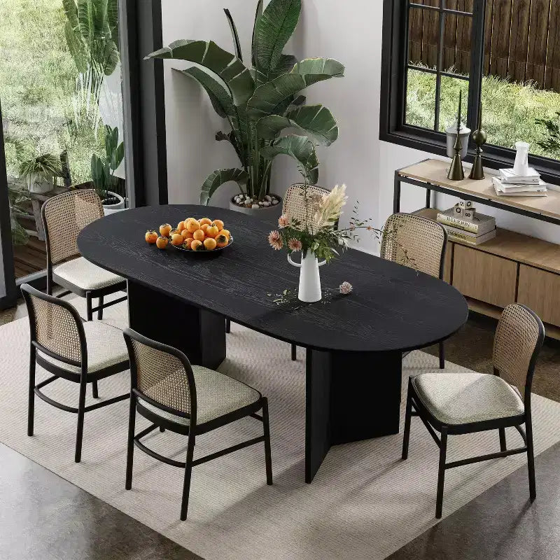 Table de salle à manger de ferme PexFix 67 x 33,5 en bois massif noir avec pieds en V et plateau en bois ovale pour salles à manger modernes et réunions de famille