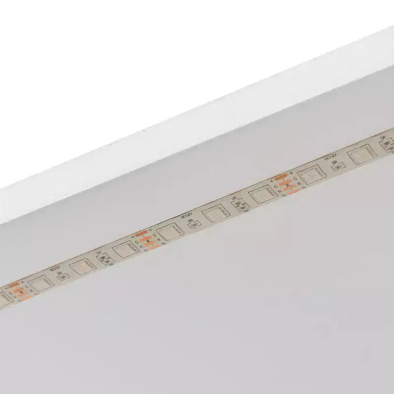 Lit plateforme double Whisen avec étagères de rangement, tiroirs, station de recharge, LED, bureau et tête de lit