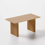 PexFix 67 x 33,5 Table de salle à manger de ferme en bois massif pour 4 à 6 personnes Table de cuisine moderne avec pieds ondulés massifs pour salon, cuisine, bureau à domicile, couleur naturelle