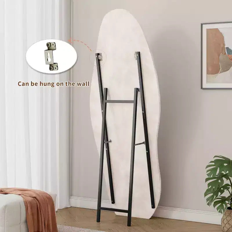 Okak Miroir corporel irrégulier en flanelle ondulée 63 x 24 pouces, miroir pleine longueur à cadre en bois avec support, miroir mural pour dressing, salon