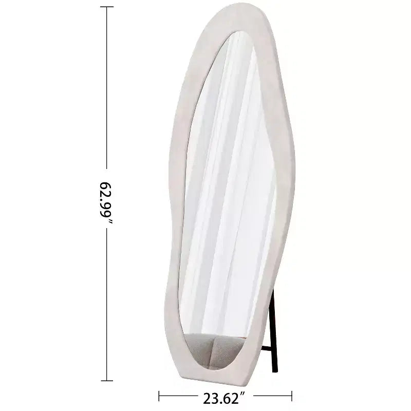Okak Miroir corporel irrégulier en flanelle ondulée 63 x 24 pouces, miroir pleine longueur à cadre en bois avec support, miroir mural pour dressing, salon