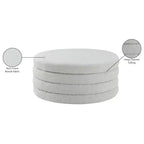 Meridian Furniture, Table basse en tissu bouclé Aphia