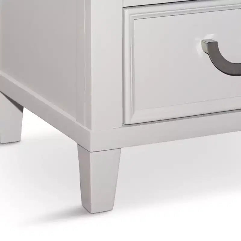 Table de chevet Royal Hampton à 2 tiroirs, métal chromé, bois blanc