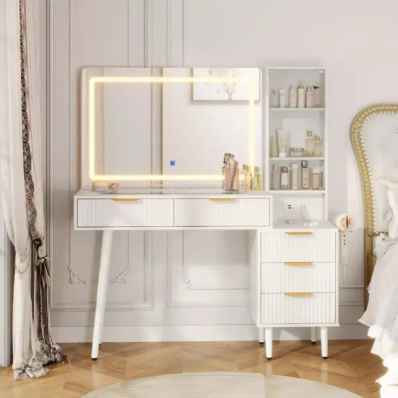 Coiffeuse à cannelures de 48 pouces avec miroir et lumières, table de maquillage moderne avec miroir éclairé à 36 LED, 3 modes de couleur, prise intégrée