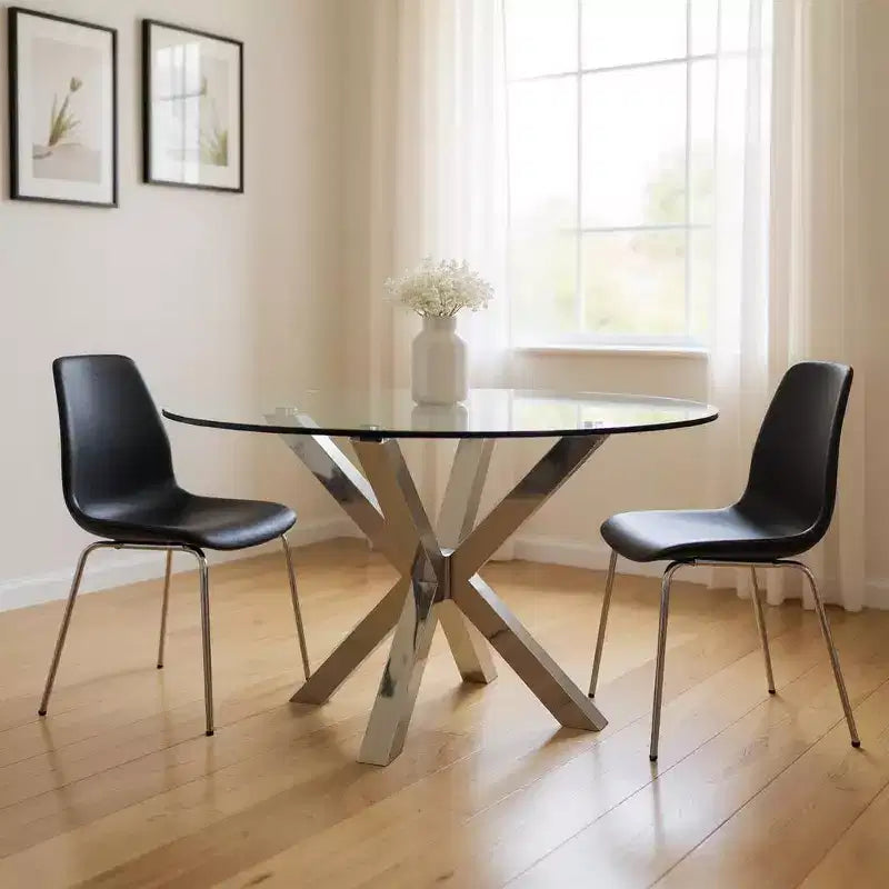 HomeRoots Table de salle à manger ronde à plateau en verre clair et argenté avec piétement en métal croisé, 54 po