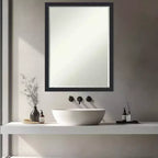 Miroir mural de salle de bain Amanti Art Bethany, encadré de bois biseauté d'un demi-pouce