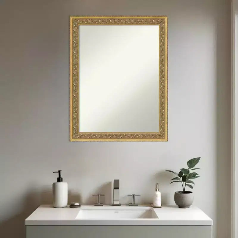 Amanti Art Carter Miroir mural de salle de bain avec cadre en bois doré foncé non biseauté