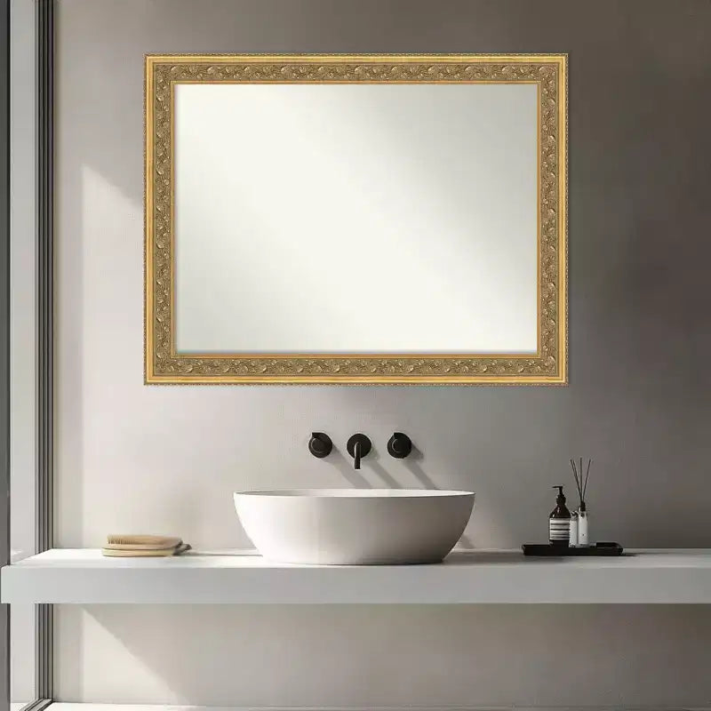 Amanti Art Carter Miroir mural de salle de bain avec cadre en bois doré foncé non biseauté