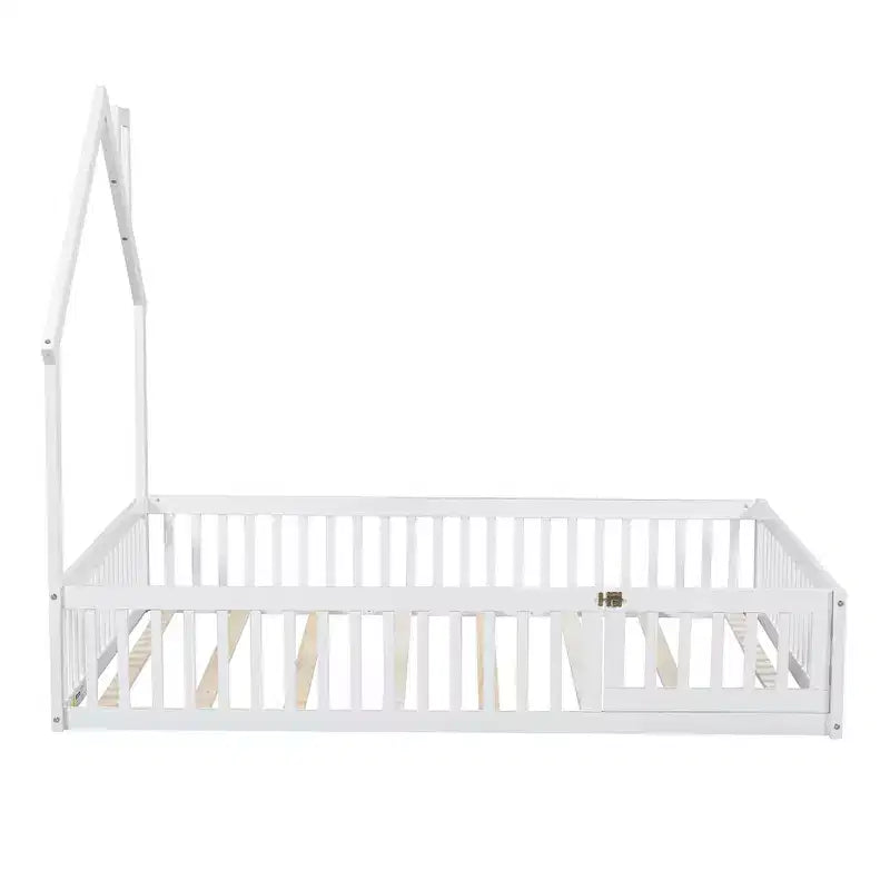 Lit plateforme en bois pleine grandeur en forme de maison avec garde-corps, cadre de lit en bois massif au sol avec tête de lit en forme de maison pour enfants
