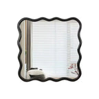 Miroir de salle de bain carré moderne Okak 36 pouces avec cadre ondulé en bois massif, miroir mural à haute réflexion, miroir de courtoisie pour salle de bain, salon