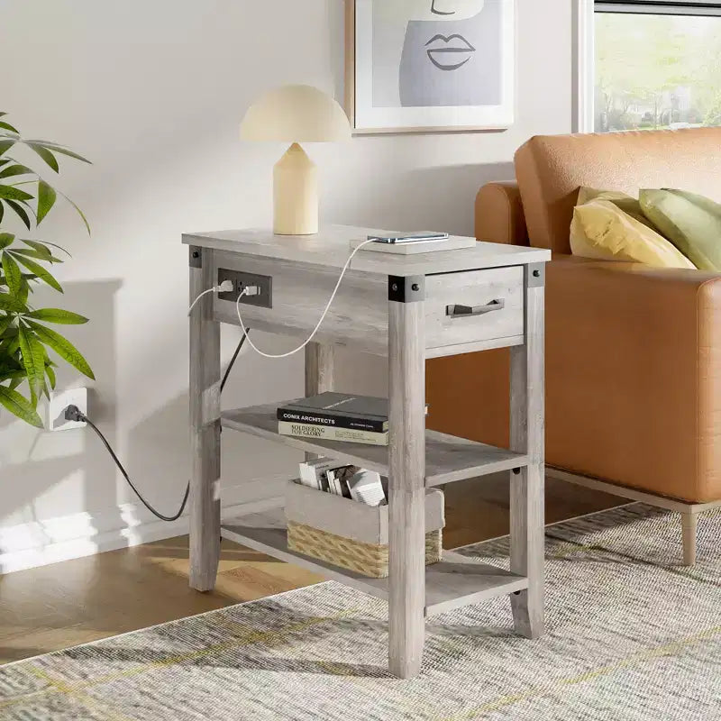 Table de chevet COZONY avec station de charge, rangement à tiroirs à 3 niveaux, table d'appoint étroite pour salon, chambre à coucher, bureau
