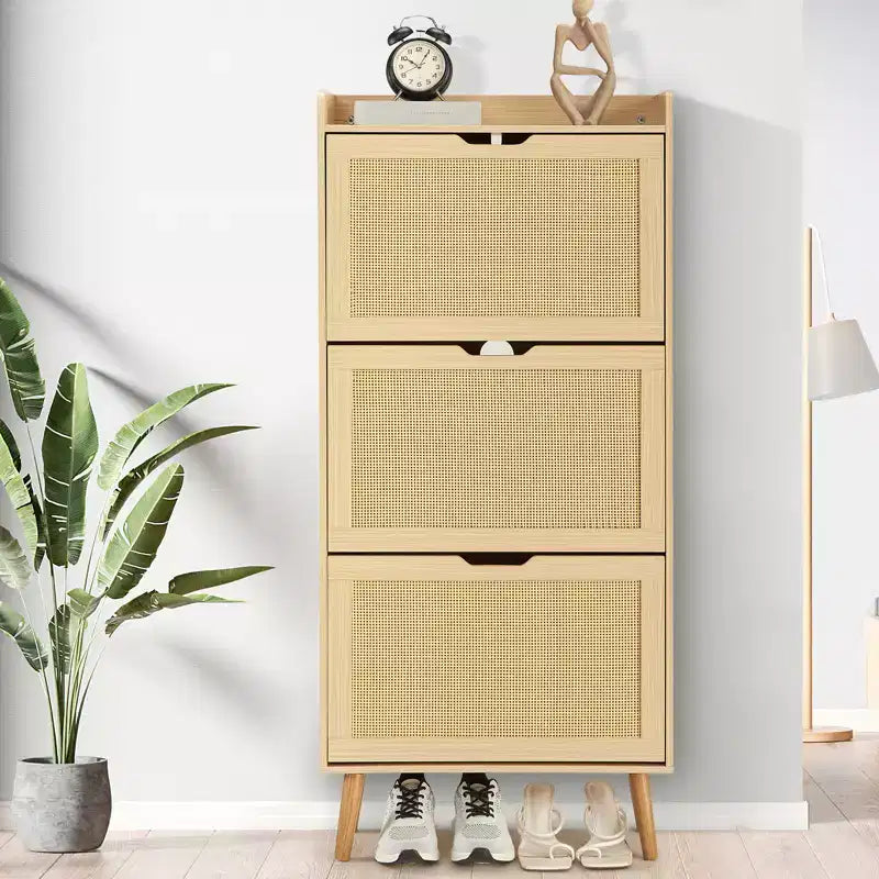 Meuble à chaussures avec 3 tiroirs basculants en rotin et dispositif anti-basculement, meuble à chaussures pour entrée, couloir, capacité de 15 à 20 paires