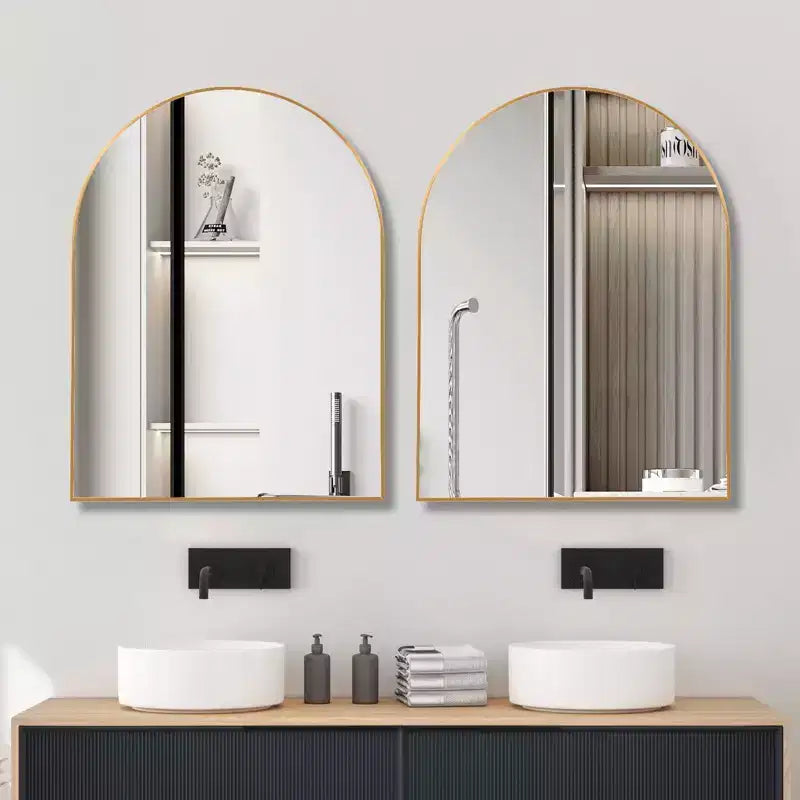 Miroir mural arqué de 30 x 40 pouces avec cadre en aluminium noir pour salle de bain, coiffeuse, chambre, entrée et salon