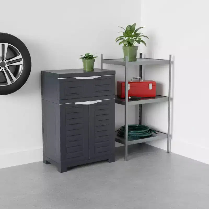 Meuble d'appoint 24 HomeRoots en plastique anthracite avec deux portes et un tiroir