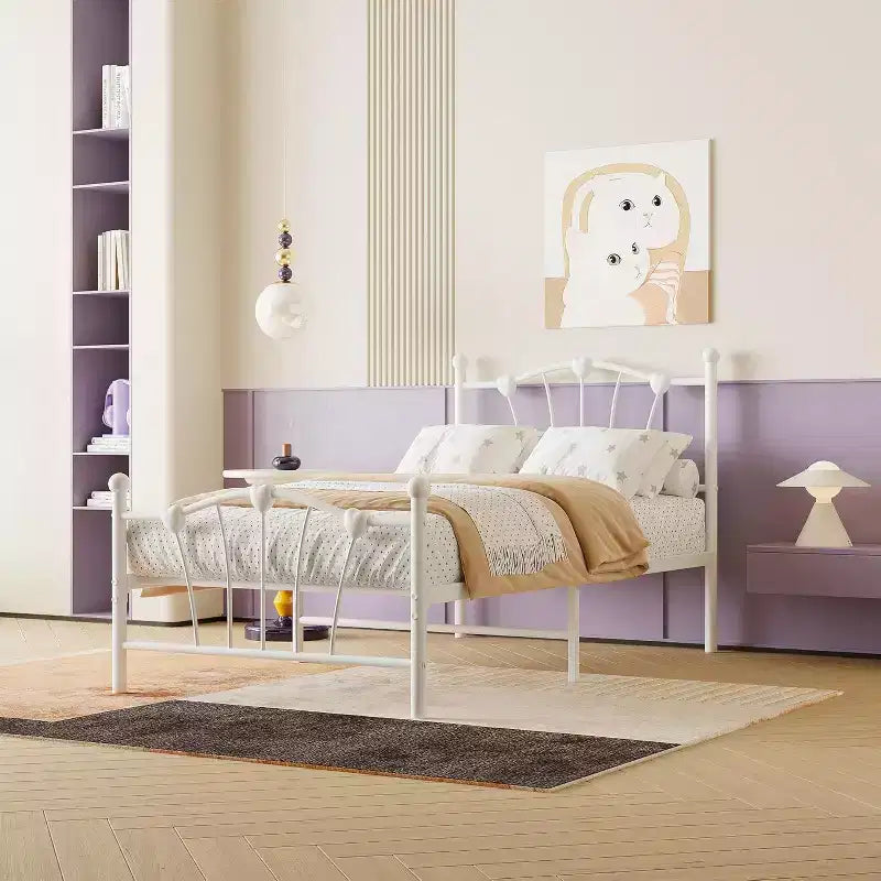 Cadre de lit simple, plateforme en métal de taille simple avec tête de lit en forme de cœur, rangement sous le lit de 11,5 pouces, pas besoin de sommier tapissier, silencieux et facile à assembler