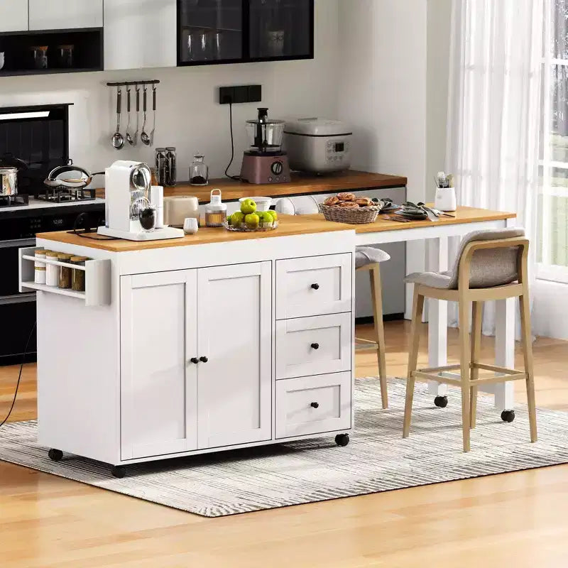 Îlot de cuisine Okak avec table extensible, îlot de cuisine avec rangement et prise de courant, chariot de cuisine roulant avec étagère à épices pour salle à manger
