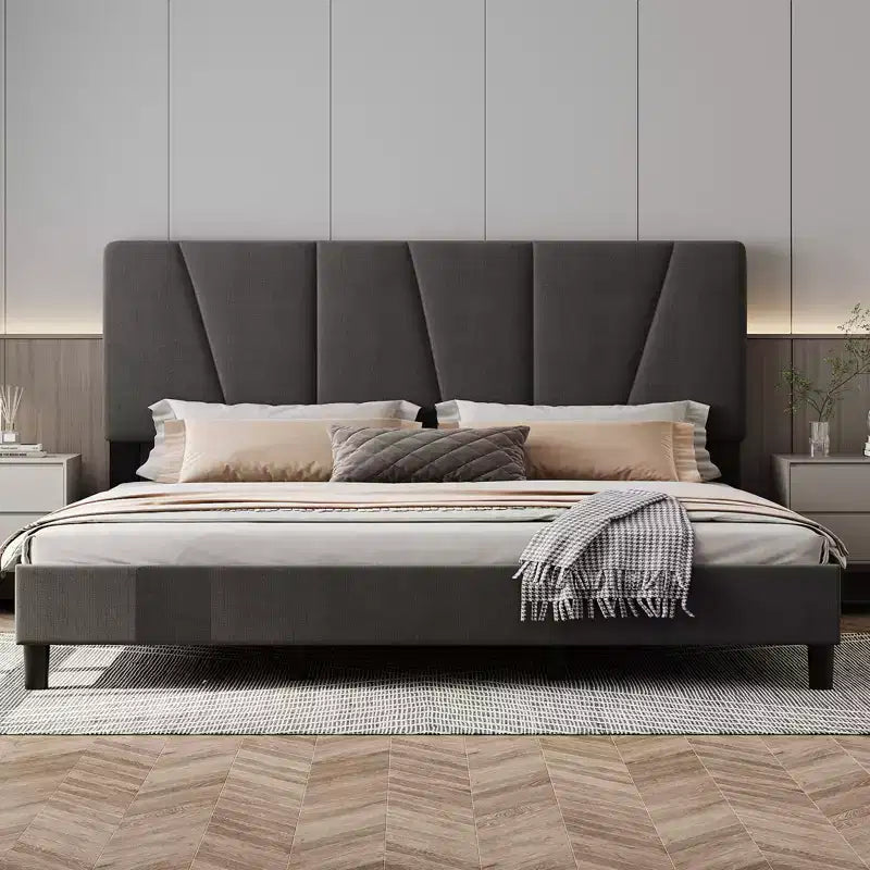 Cadre de lit King Size réglable avec tête de lit tapissée en lin, plateforme de lit robuste à lattes en bois, pas besoin de sommier tapissier, fond de matelas inclus