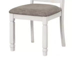 Lot de 2 chaises de salle à manger Royal Hampton, bois blanc rustique, tissu gris, dossier à lattes