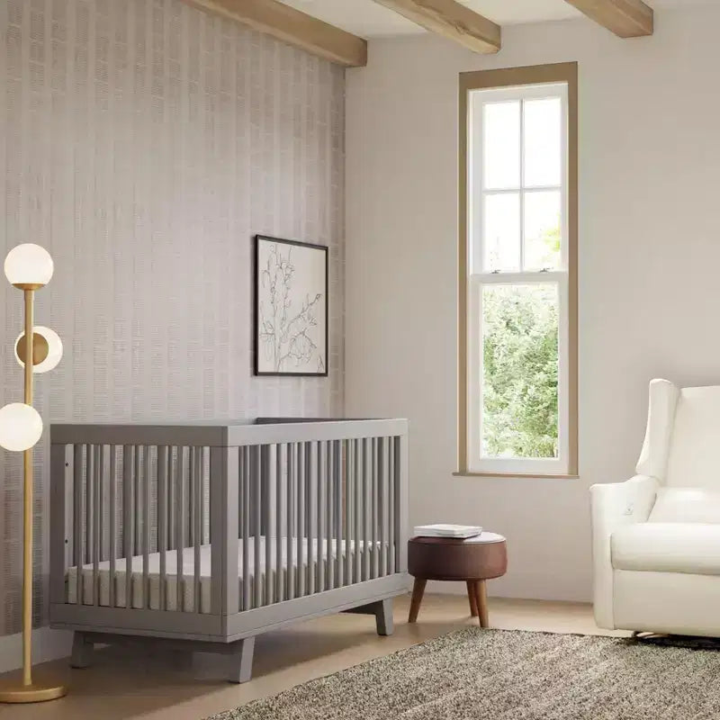 Lit de bébé convertible 3-en-1 Hudson de Babyletto avec kit de conversion pour lit de tout-petit