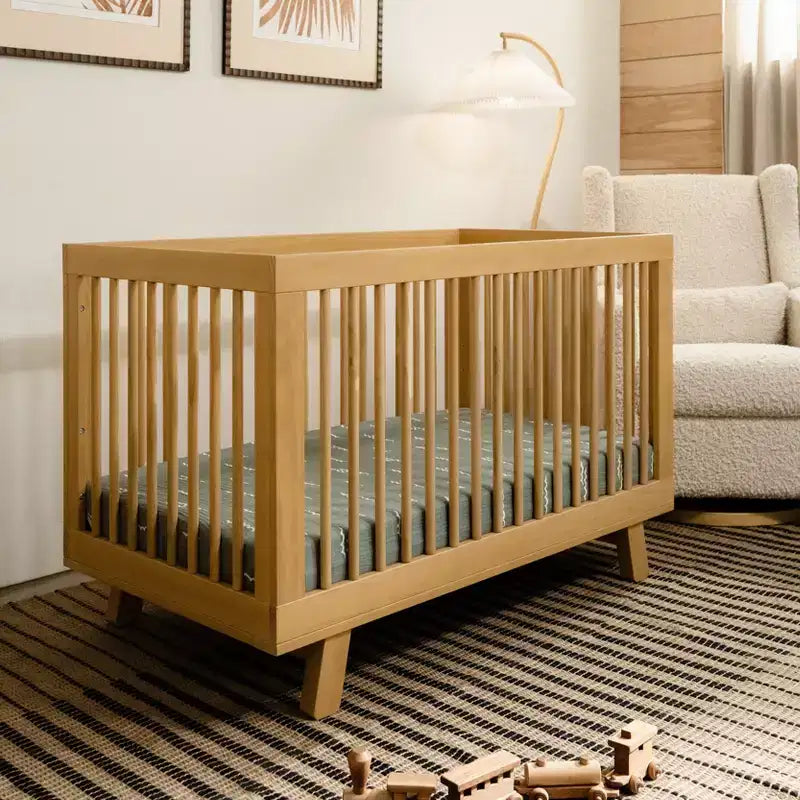 Lit de bébé convertible 3-en-1 Hudson de Babyletto avec kit de conversion pour lit de tout-petit