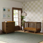 Lit de bébé convertible 3-en-1 Hudson de Babyletto avec kit de conversion pour lit de tout-petit