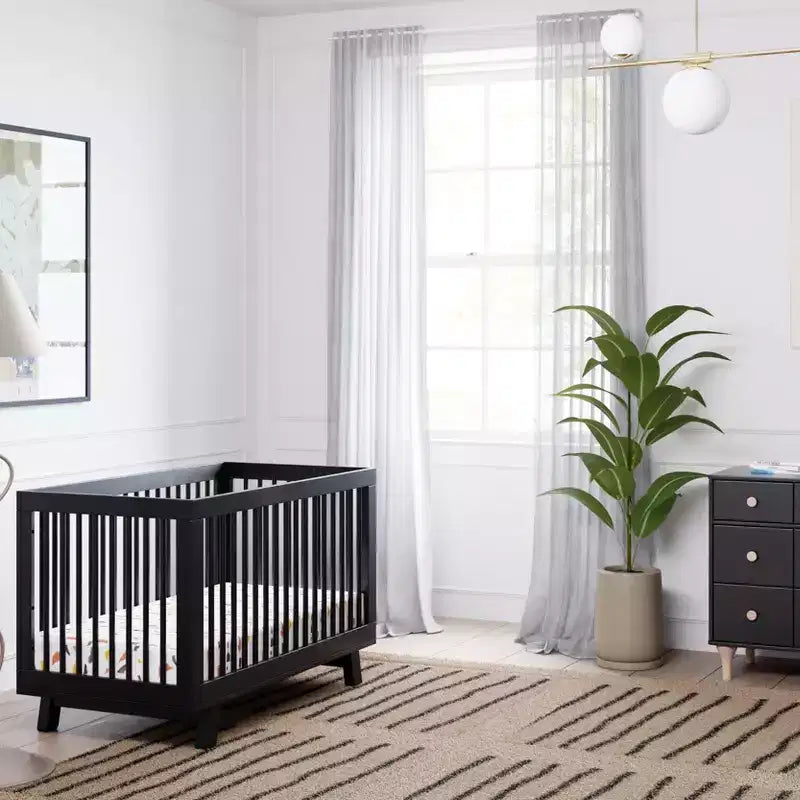 Lit de bébé convertible 3-en-1 Hudson de Babyletto avec kit de conversion pour lit de tout-petit