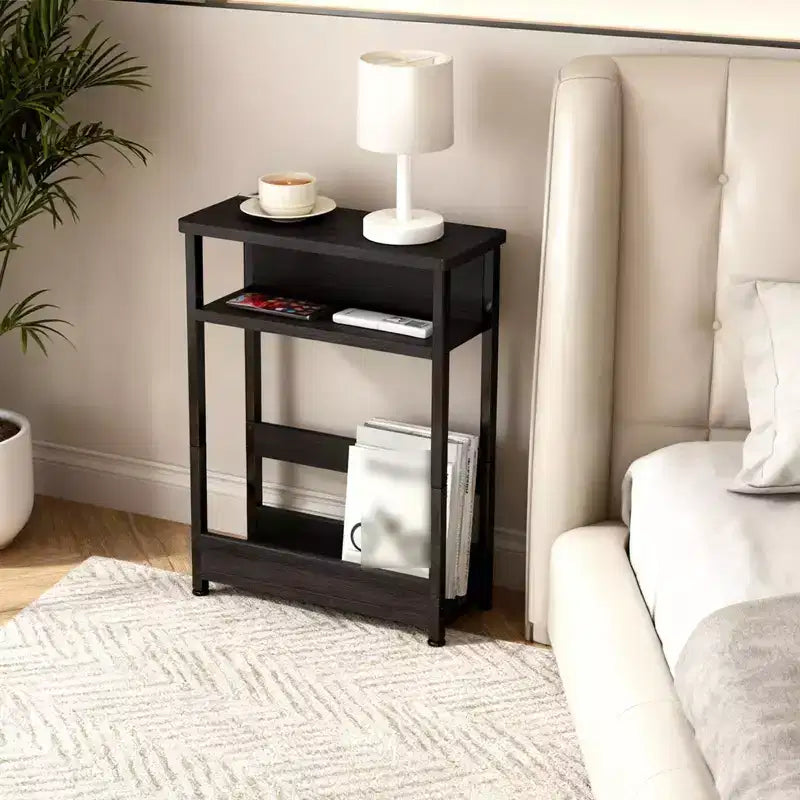 Table d'appoint de canapé moderne, table de bout étroite à 3 niveaux en bois, table de chevet de chambre mince, table de chevet d'appoint pour petit espace salon chambre