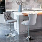 Tabourets de bar Okak pivotants en velours, hauteur comptoir, lot de 2, tabourets de bar pivotants à 360° avec dossier capitonné et cadre argent mat
