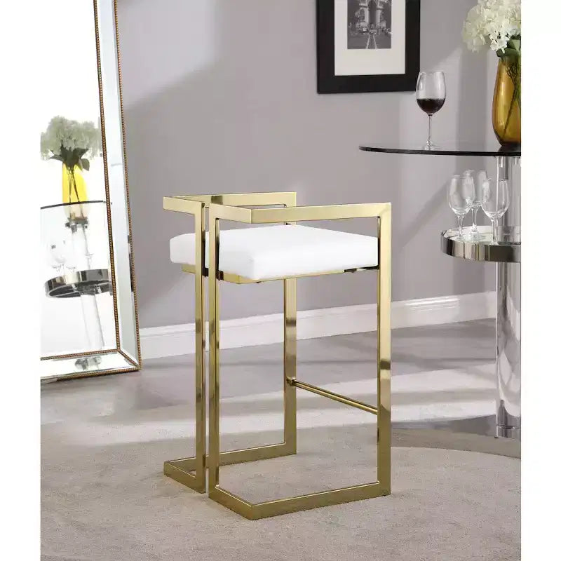 Meridian Furniture, Tabouret Ezra en cuir végétalien blanc, Lot de 2