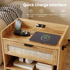 Lot de 2 tables de chevet en rotin, table de chevet avec station de recharge et port USB-C, table de chevet bohème avec tiroir et étagère ouverte, table d'appoint