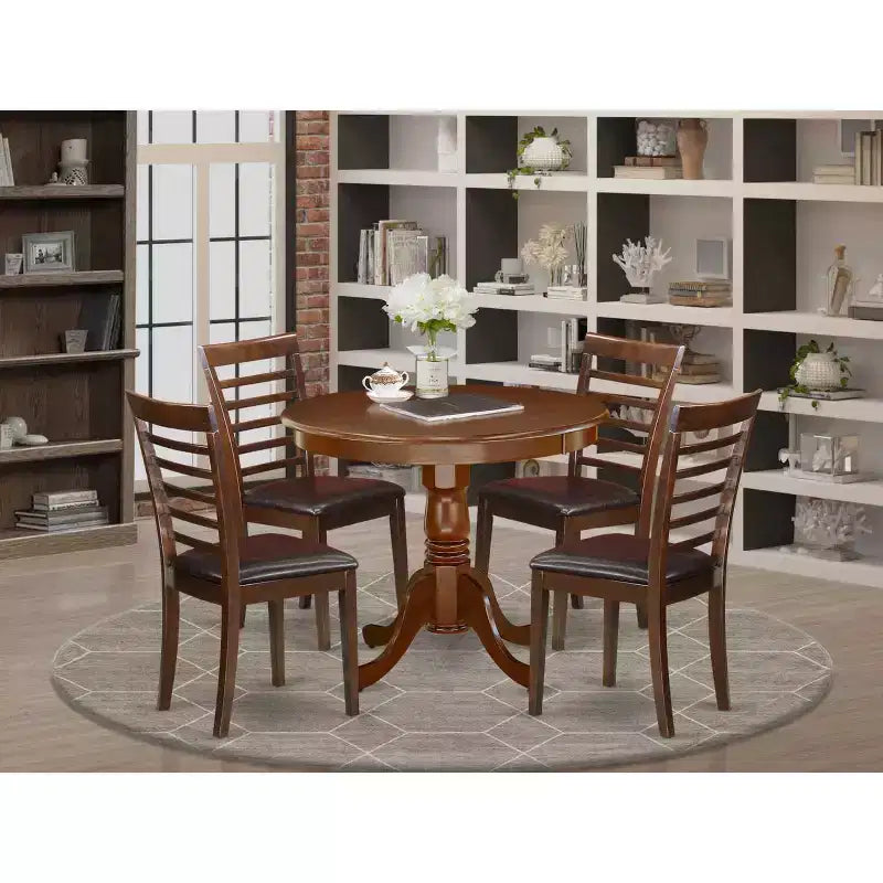 Table à manger HomeStock ronde 5 pièces en bois massif finition acajou avec 4 chaises