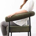 Lot de 4 Chaises de Salle à Manger en Velours Rembourré avec Accoudoirs, Chaises de Cuisine Modernes à Dossier Courbé, Fauteuil de Salle à Manger - Panipeachy