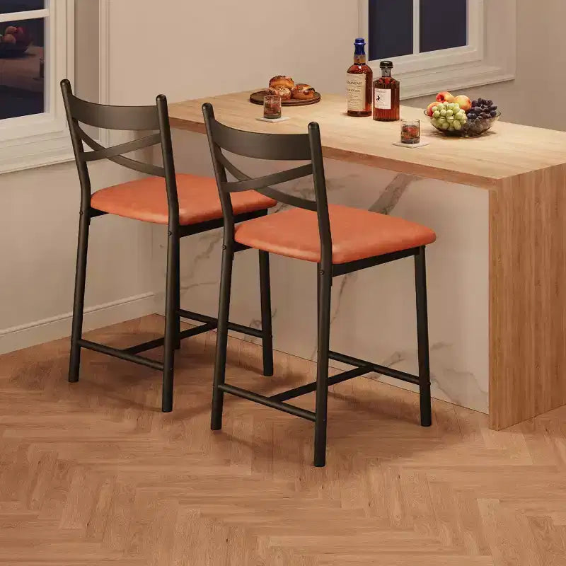 Lot de 4 tabourets de bar, tabourets de bar hauteur comptoir avec assise rembourrée en PU, chaises de bar de cuisine avec cadre en métal de 66 cm avec dossier en X et repose-pieds