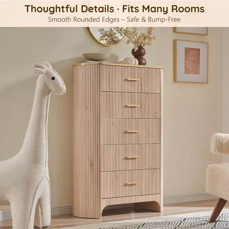 Commode haute à 5 tiroirs pour chambre à coucher, 121,4 cm de hauteur avec poignées dorées, profil incurvé, commode de rangement en bois pour salon